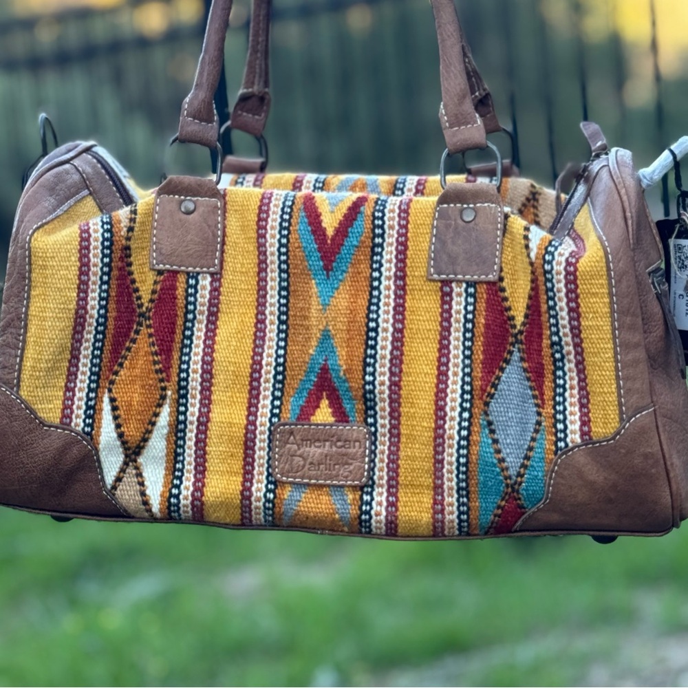Genuine Leather American Darling Yellow Saddle Blanket Tribal Print Duffel Bag